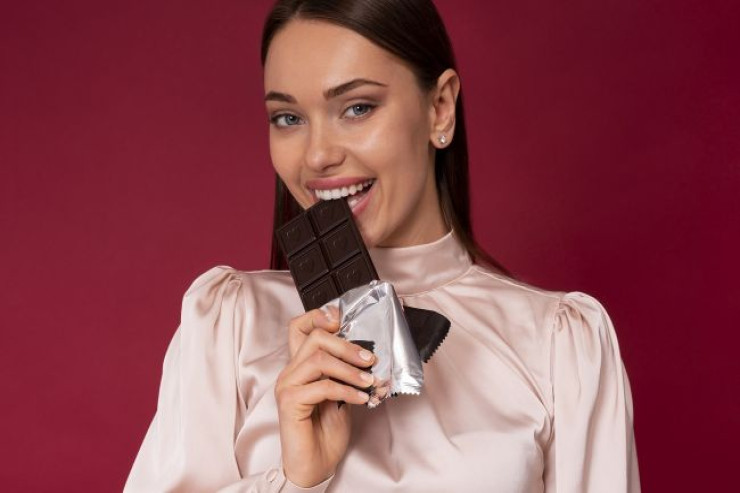 Hər gün bir "plitka" şokolad yesəniz, bədəninizdə nə baş verər? 