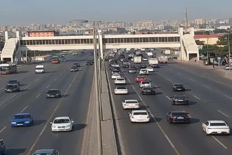 Bakıda bu yollarda sıxlıq var - SİYAHI 
