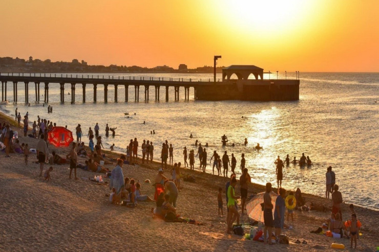 Gecə dənizdə çimmək olarmı? - VİDEO 