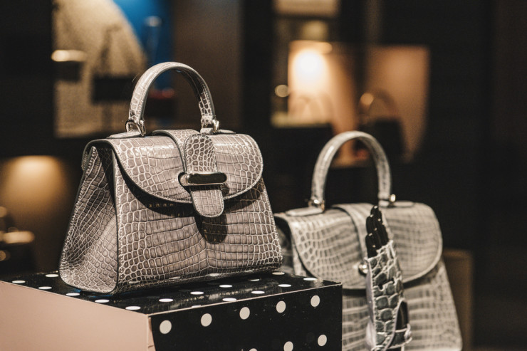 Yuxuda çanta itirmək  nə deməkdir?