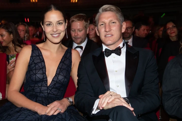 Ulduz cütlüyün boşanmasının yeni TƏFƏRRÜATLARI:  Arvadı Şvaynştaygeri evdən qovub 