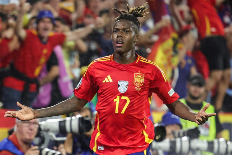 Futbolda ən uzunmüddətli  müqavilələr. Niko Uilyams rekordçudur 