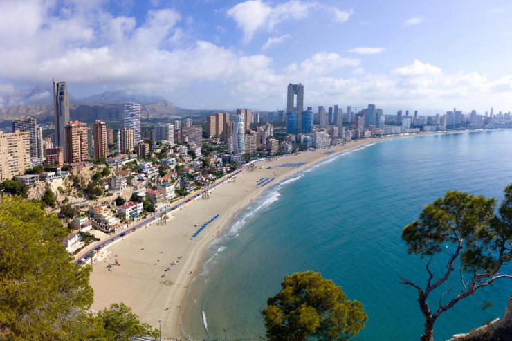 İstirahət etmək üçün mükəmməl yer:  Avropanın ən təmiz çimərliyi  AÇIQLANDI