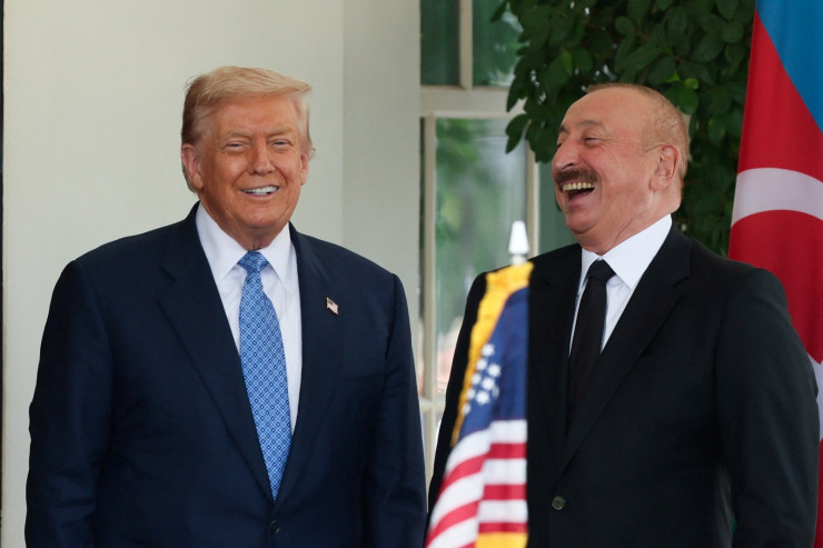 İlham Əliyevin Trampla SƏMİMİ FOTOLARI 