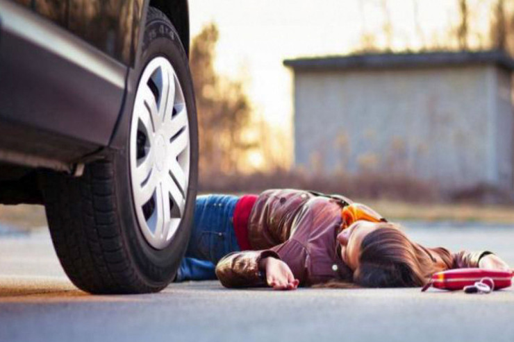 Nardaranda yolu keçən qadını "Prius" vurub öldürdü 