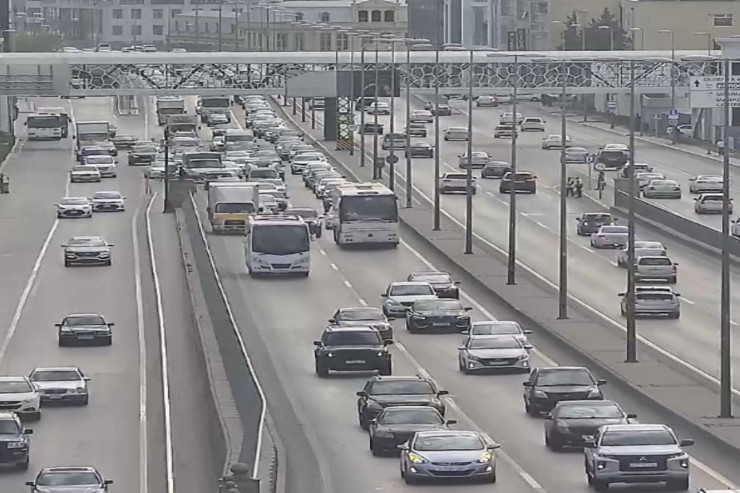 Bakıda bu yollarda sıxlıq var - SİYAHI 