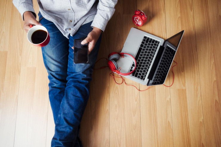 Ekspertlərdən xəbərdarlıq : Noutbuku 100 faiz doldurmaq batareyanın ömrünü qısaldır