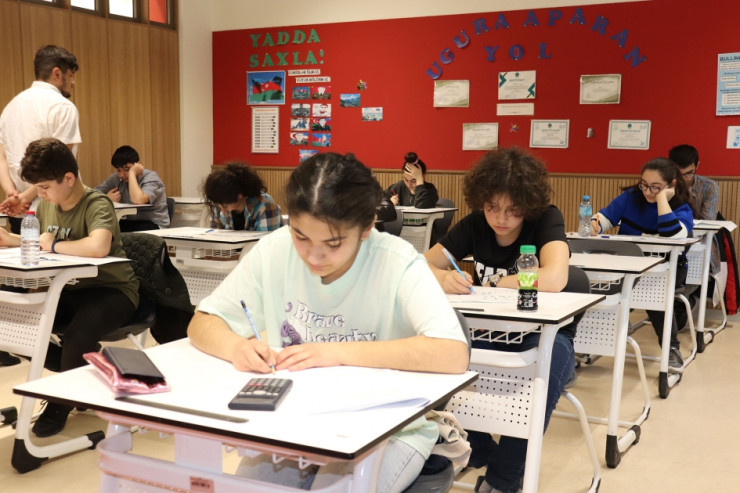 250-dən çox şagirdin imtahan nəticəsi ləğv olundu 