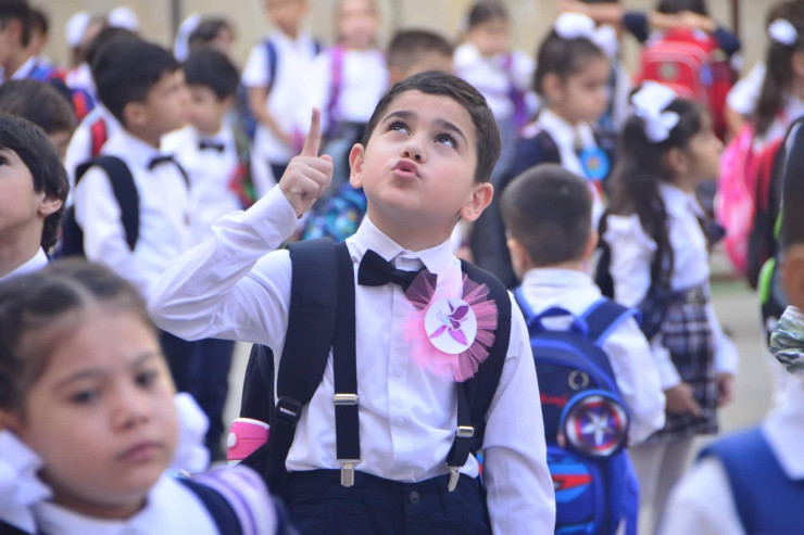 125 min uşaq  birinci sinfə gedəcək