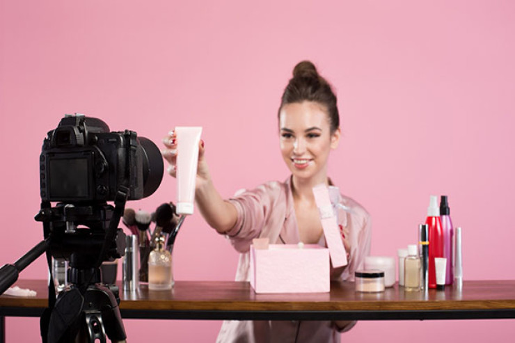 Milyonluq reklam gəlirləri, 90 minlik cərimə - Blogerlər nə qədər vergi verir? 