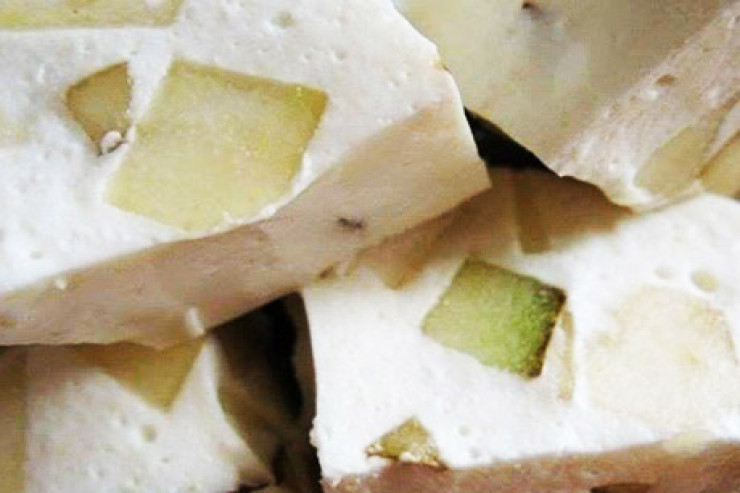 Kəsmikli dondurma – isti havada uşaqların sevimli ev deserti 