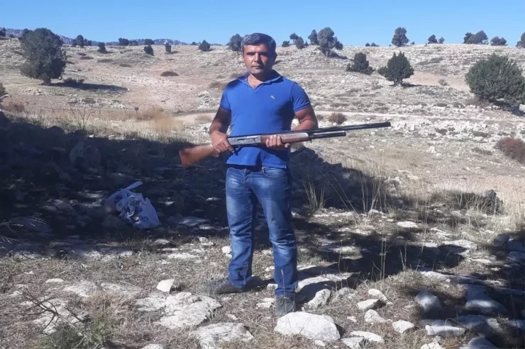 Küçədə QƏTL:  evli kişi sevgilisini və özünü GÜLLƏLƏDİ 