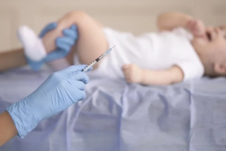 Ana ağlayan körpəsinə çoxlu narkotik vurub öldürdü 