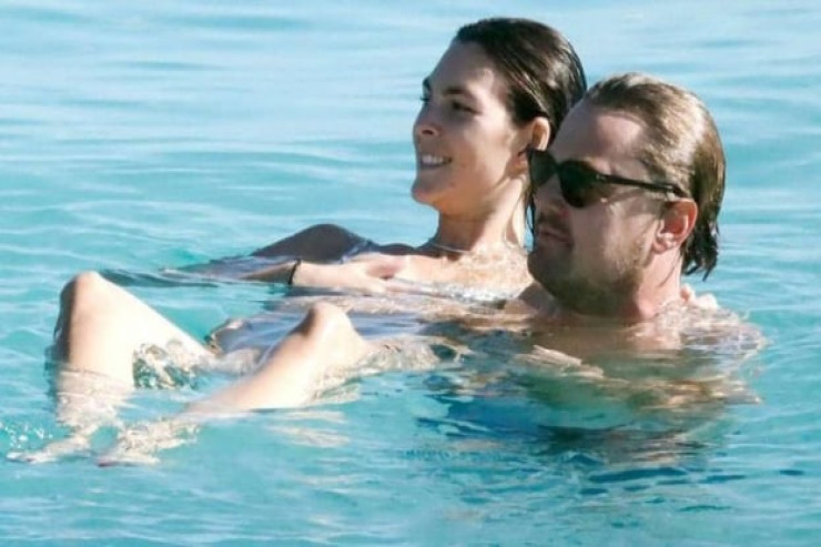 Məşhur aktyor niyə özündən 20-30 yaş kiçik  xanımlarla birlikdə olur?