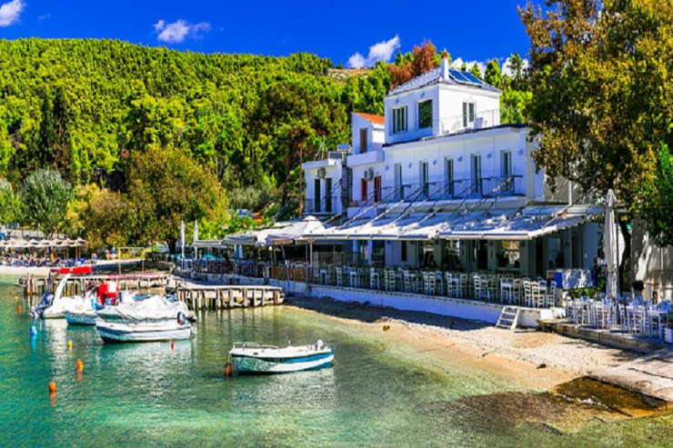 “Mamma Mia!”  filminin çəkildiyi Skopelos adası – Ucuz qiymətə yay tətili