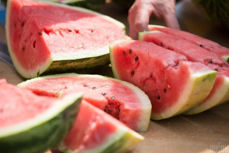 Qarpızı  necə kəsmək lazımdır? - İndiyə kimi səhv edirmişik