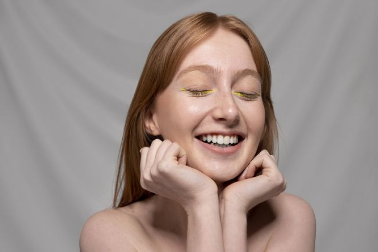 Peroksidlə diş ağartmaq olarmı? - Mütəxəssisdən CAVAB 