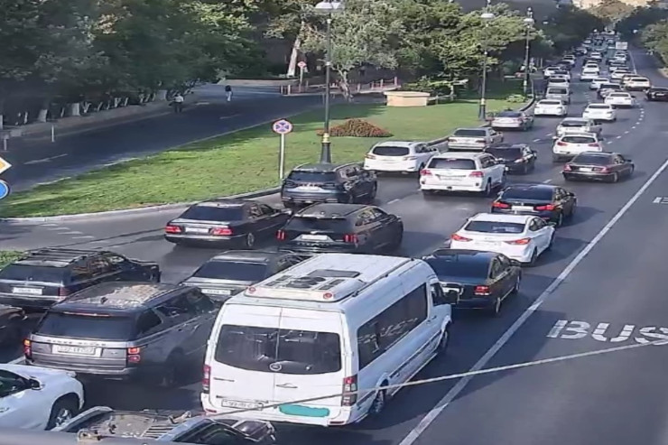 Bakıda bu yollarda sıxlıq var - SİYAHI 