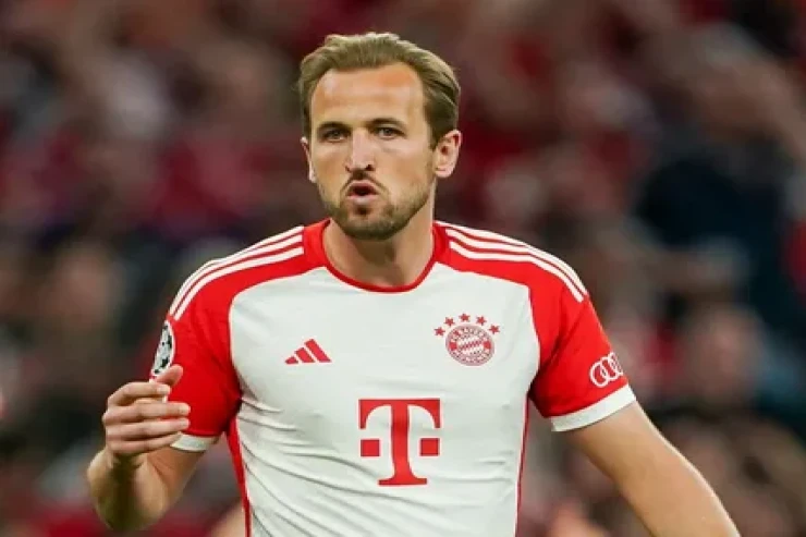 “Bavariya” “Leyptsiq”i darmadağın etdi