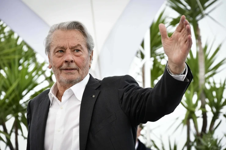 Sevgi yolunda qurban qadınlar - Alen Delonun 3 məhəbbəti 