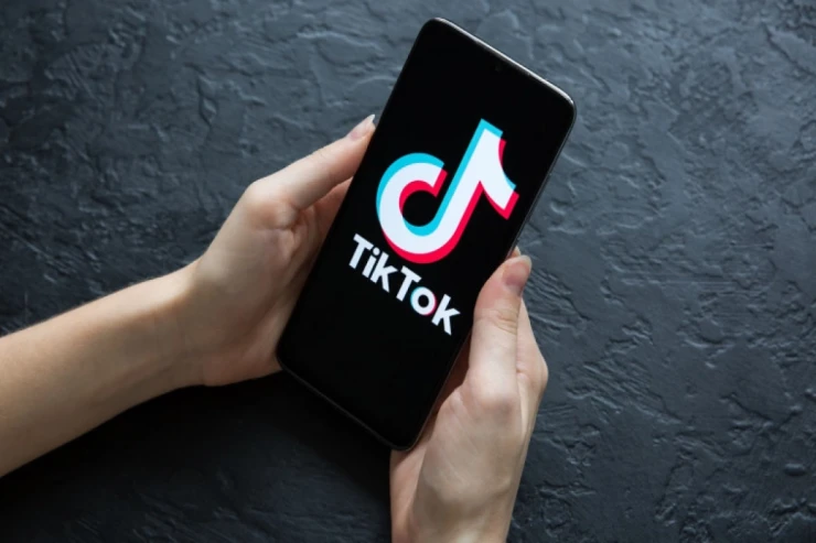“TikTok” Böyük Britaniyada yüzlərlə iş yerini  ixtisar edə bilər