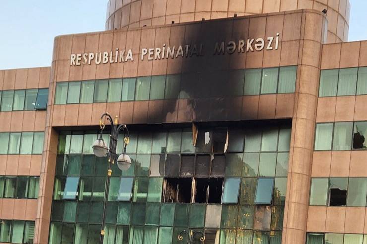 "Direktora şikayət edəndə qapını göstərirdi" - 7 körpənin ölümü ilə bağlı MƏHKƏMƏ 