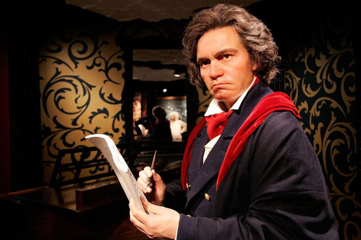 Bethovenlə bağlı üzə çıxan YENİ FAKT: əsrlər boyu nəyi gizlədiblər? 