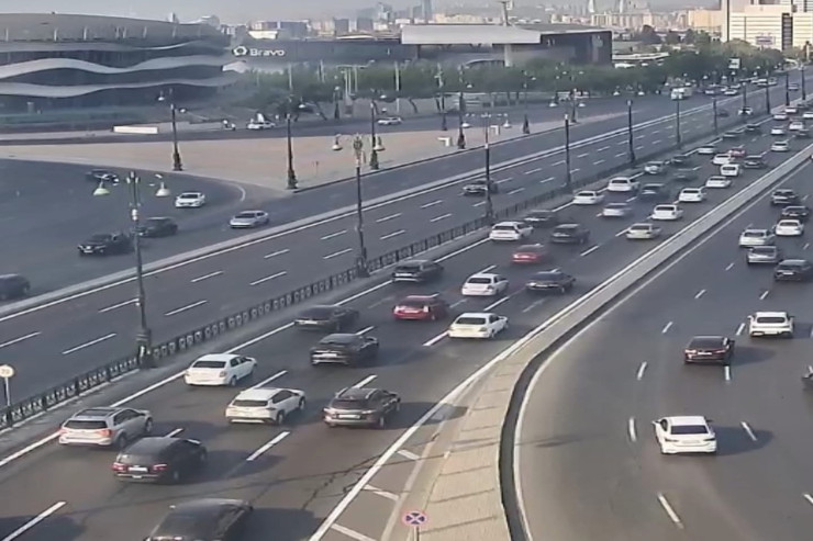 Bakıda bu yollarda sıxlıq var - SİYAHI 