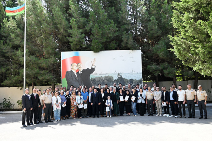 Məhərrəm və Siracın medalları ailələrinə  təqdim edildi 