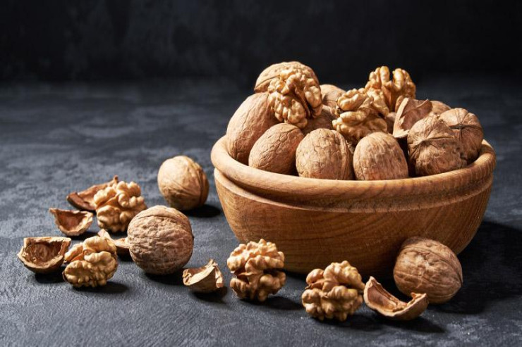 Alimlər ilk dəfə qoz qabığından  su-elektrik generatoru hazırladılar