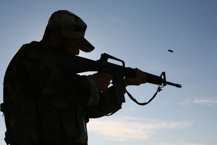 Müharibə olsa xalqın üçdə ikisi ölkəsi üçün döyüşmək istəmir - Sorğu 