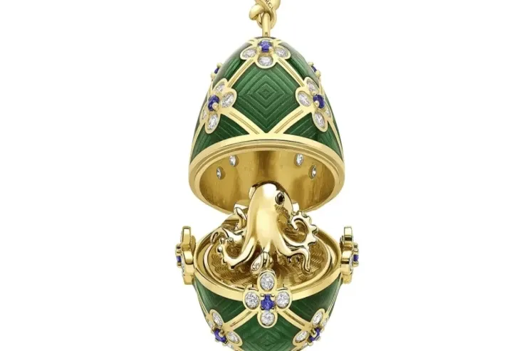 Qeyri-adi cinayət  - 19 min dollarlıq medalyonu  uddu