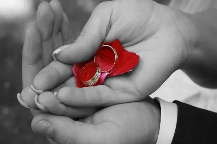 Belə kişilər  var: İkinci ailəsini  30 il birinci arvadından  gizlətdi