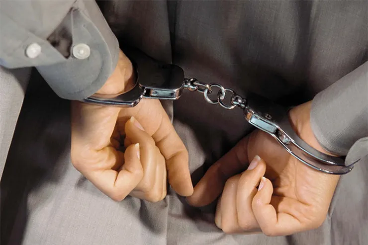 Oğlunun tapılması üçün şöbəyə getdi, özünü tutdular 