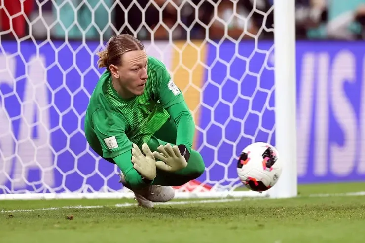 PSJ-nin rusiyalı qapıçısı mütləq rekord müəyyənləşdirdi - VİDEO 