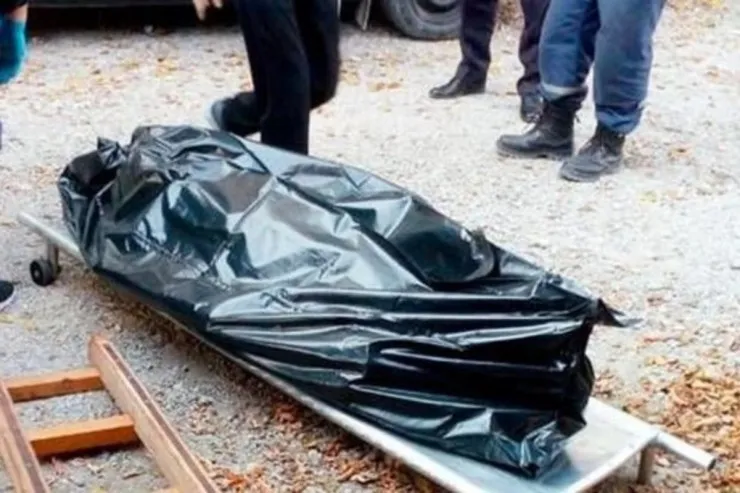 Bakıda qadın küçədə öldü 