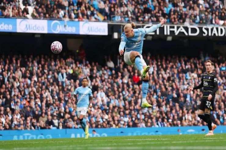 İngiltərə  Premyer Liqası:  Mövsümün  ən yaxşı   10 futbolçusu - SİYAHI 