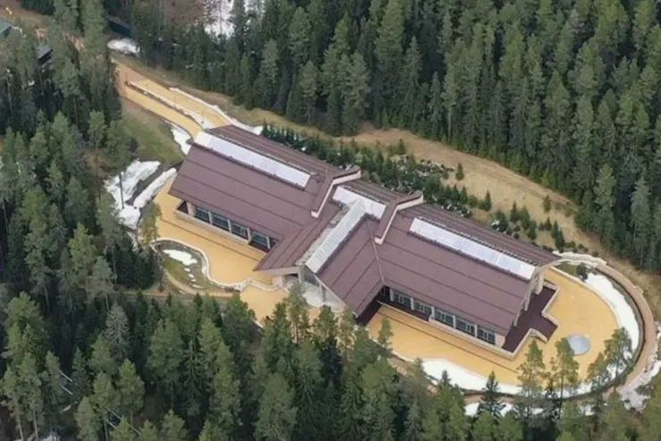 SON DƏQİQƏ : Ukrayna Putinin iqamətgahına  dronlarla hücum etdi