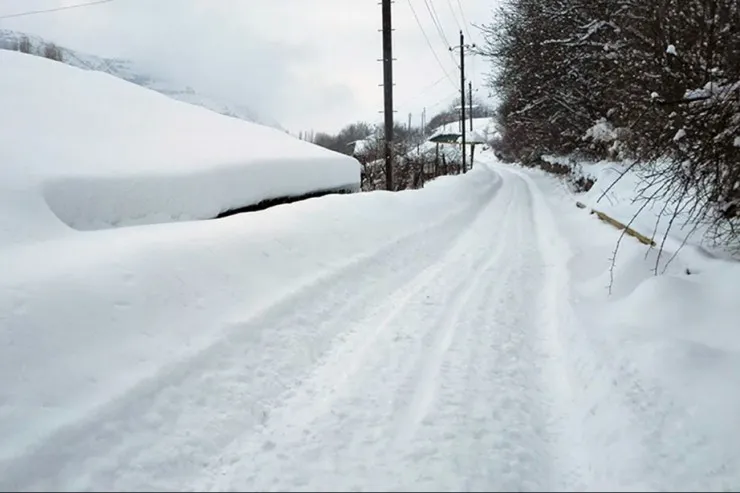 Naxçıvana yarım metrə  yaxın qar  yağdı