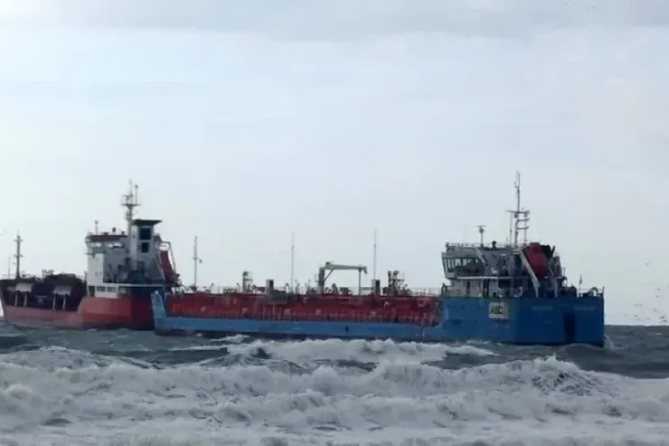 Azərbaycan tankerindən həyəcan siqnalı  daxil oldu: xilasedicilər köməyə getdi  - YENİLƏNİB 