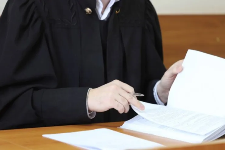 Azərbaycandan kənarda yaradılan cinayətkar birliyin üzvünün  məhkəməsi başladı