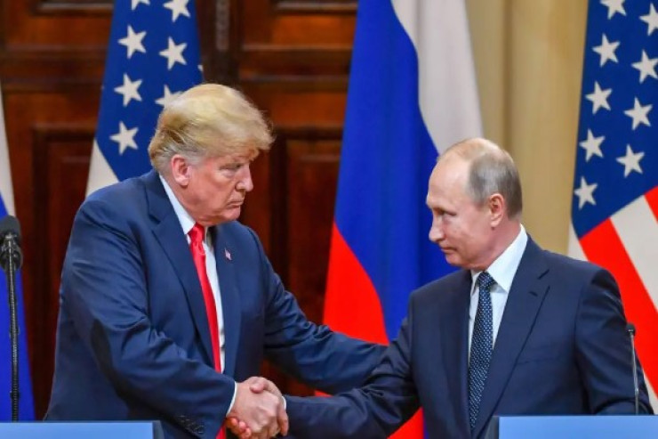 Tramp Putinlə telefonla danışdı 