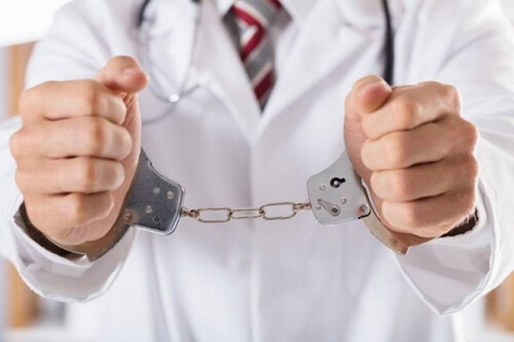 Bakıda YENİ İL GECƏSİ  narkotik çəkən həkim həbs edildi 