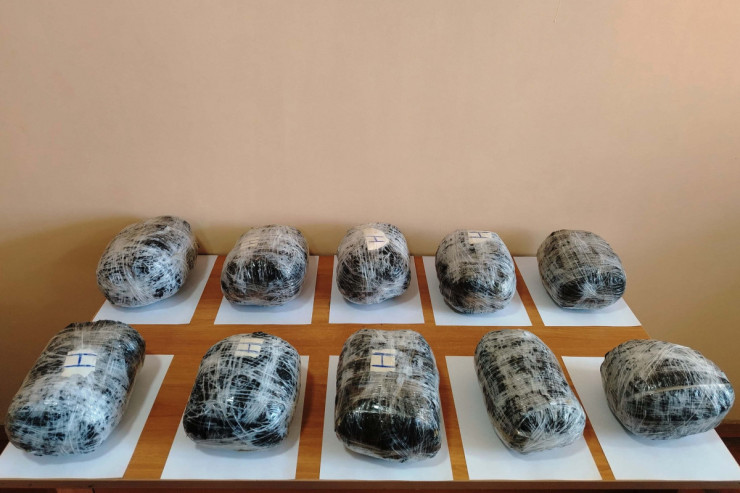 Azərbaycanla İran sərhədi pozuldu  - 10 kilodan çox narkotik