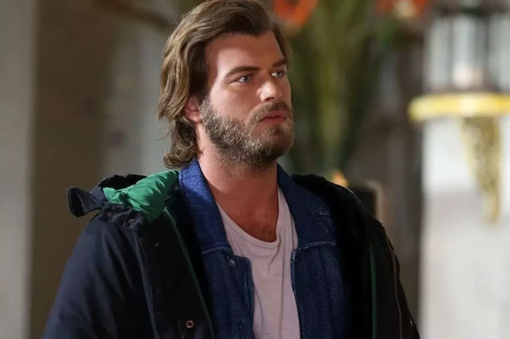 Kıvanç Tatlıtuğ yeni serialla  ekranlara qayıdır