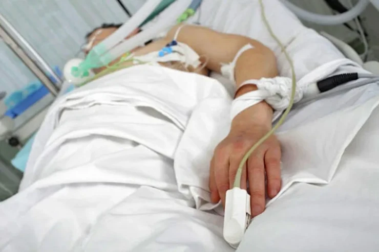 Ucar sakini  narkozdan   komaya düşdü, 81 gün sonra öldü