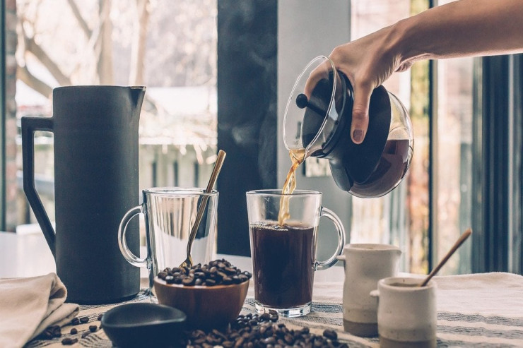 Yeməkdən dərhal sonra  qəhvə içmək   olmaz - SƏBƏBİ 