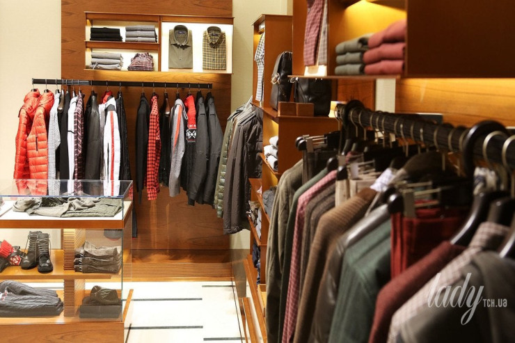 Yeni paltarı  geyinməzdən əvvəl yumaq lazımdırmı? 