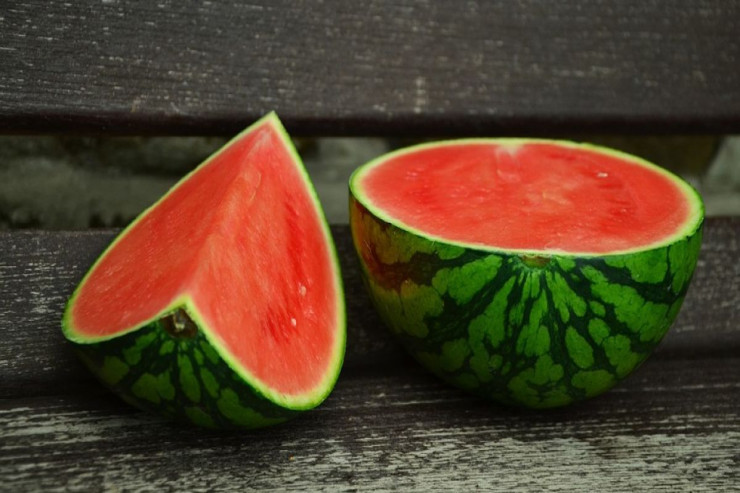 Pəhriz zamanı qarpız yemək olarmı? 