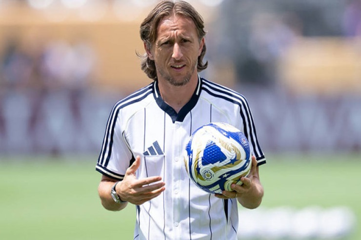 Modriç “Real”da onu əvəz edə biləcək  oyunçunu AÇIQLADI 